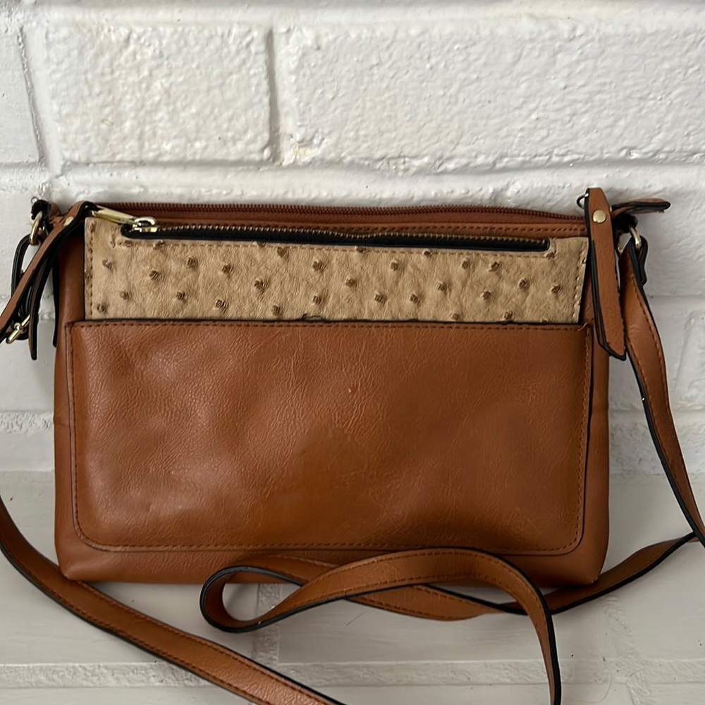 Van Heusen Leather Purse
